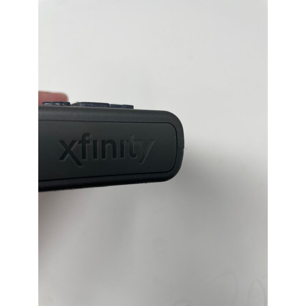 Comcast Xfinity XR11 Voice Remote Control Backlit Dark Gray - Picture 5 of 7